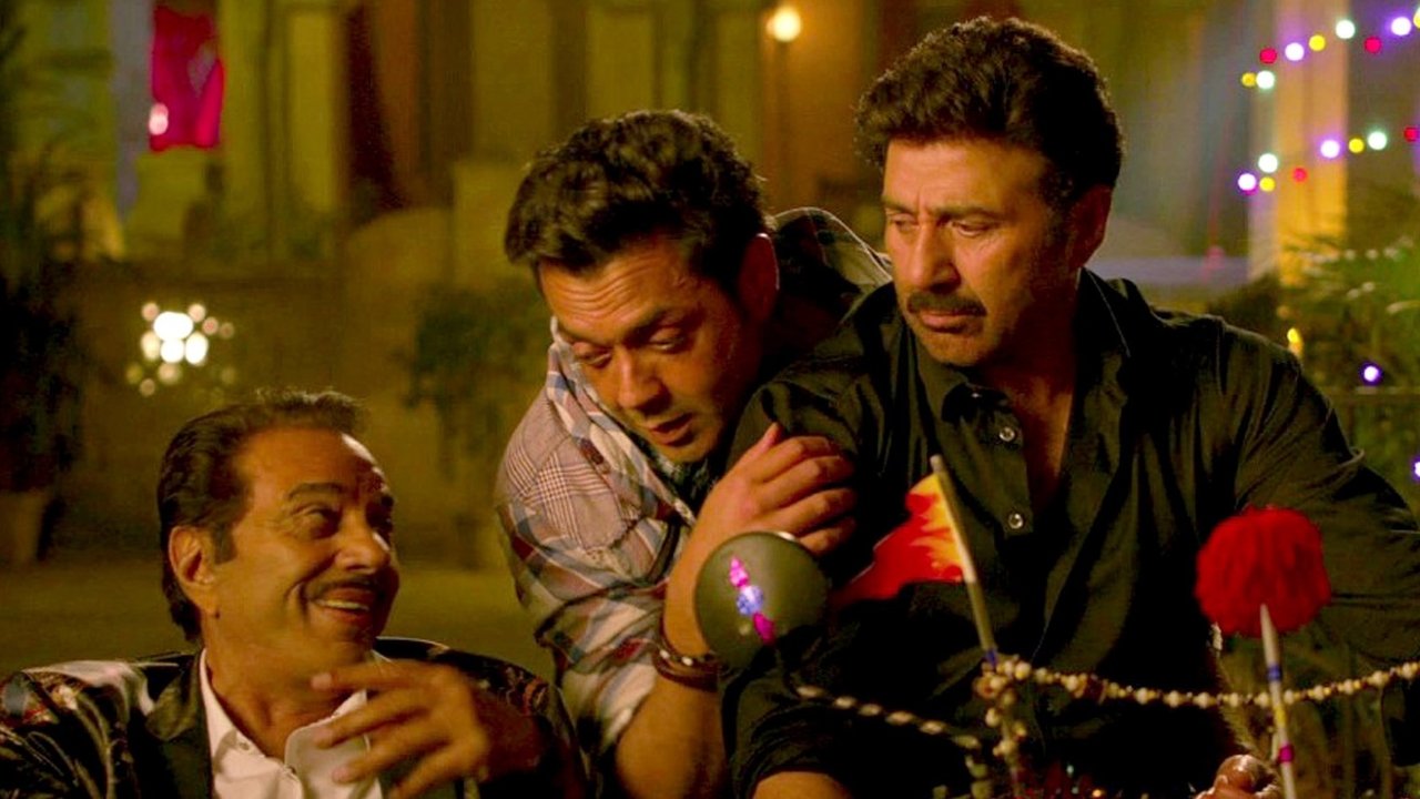 Yamla Pagla Deewana: Phir Se backdrop