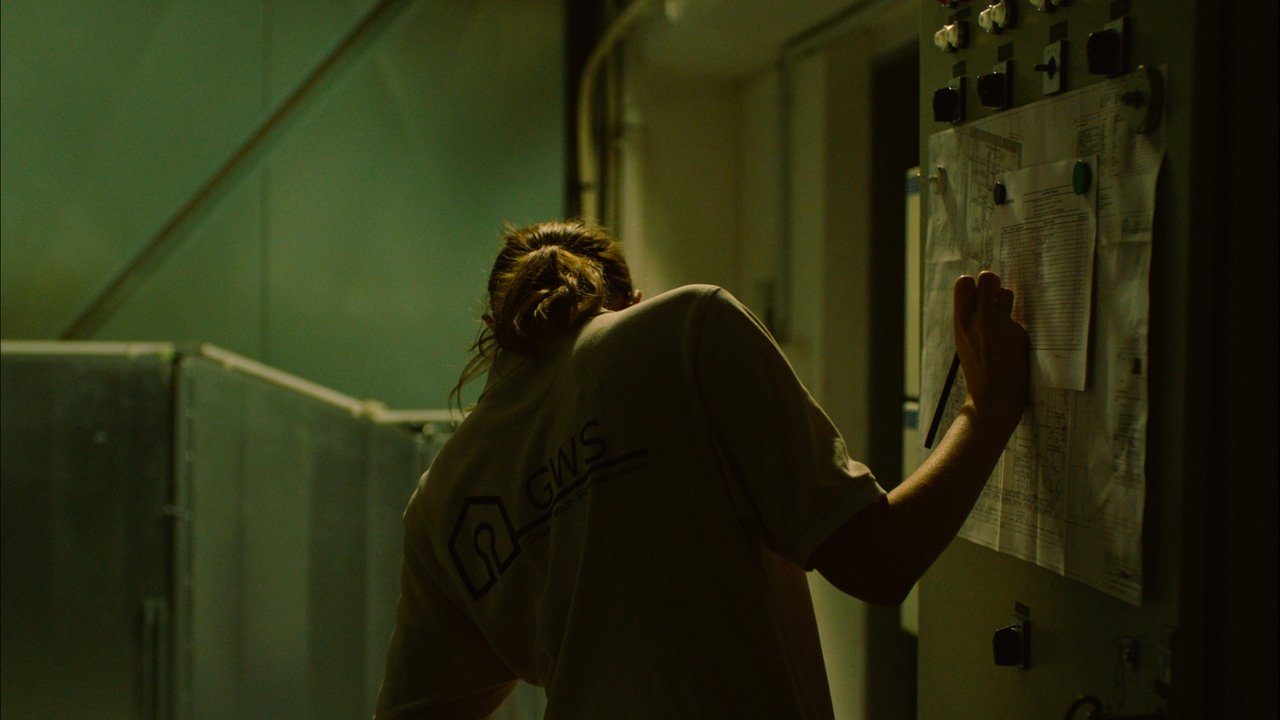 Linecrosser backdrop