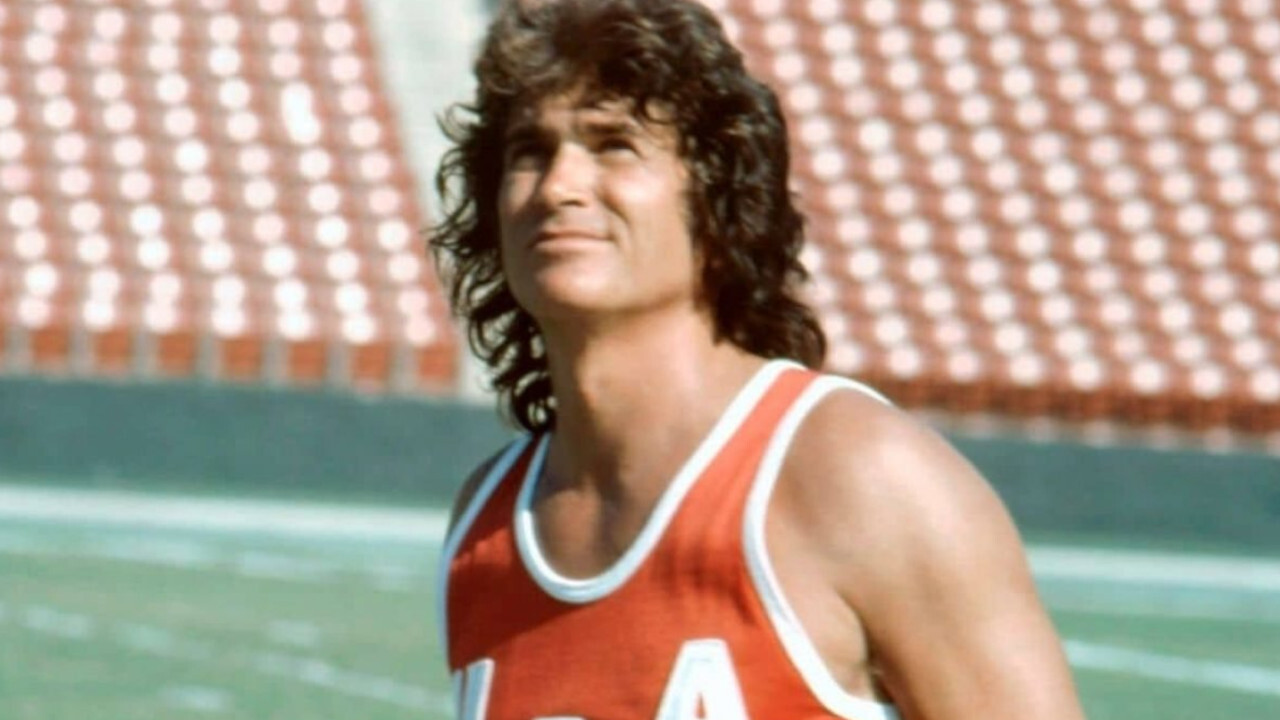 The Loneliest Runner backdrop