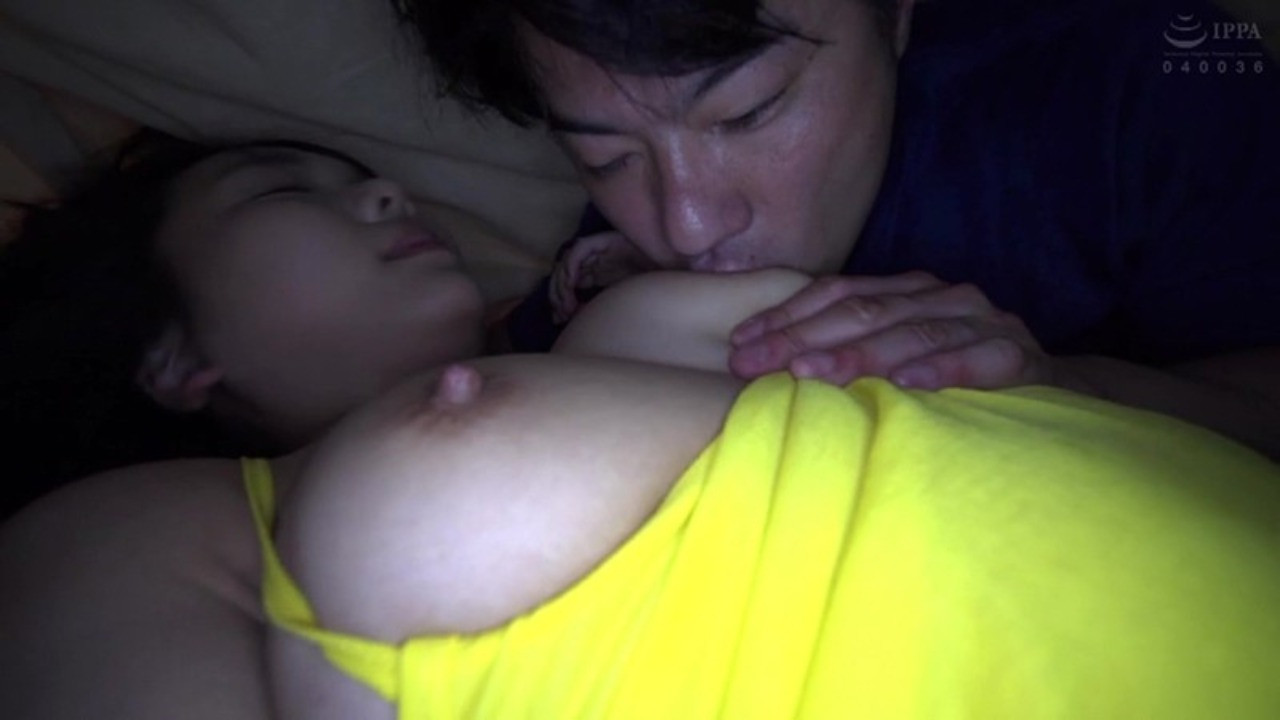 Eh! !! Did Your Friend'S Girlfriend Sneak Into My Futon? !! Hey, Is That Okay? If You'Re in A Futon, You Don'T Have to Worry About It. 3 backdrop