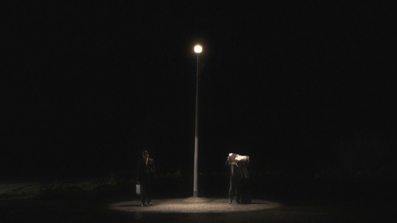 À minuit, ici tout s'arrête backdrop