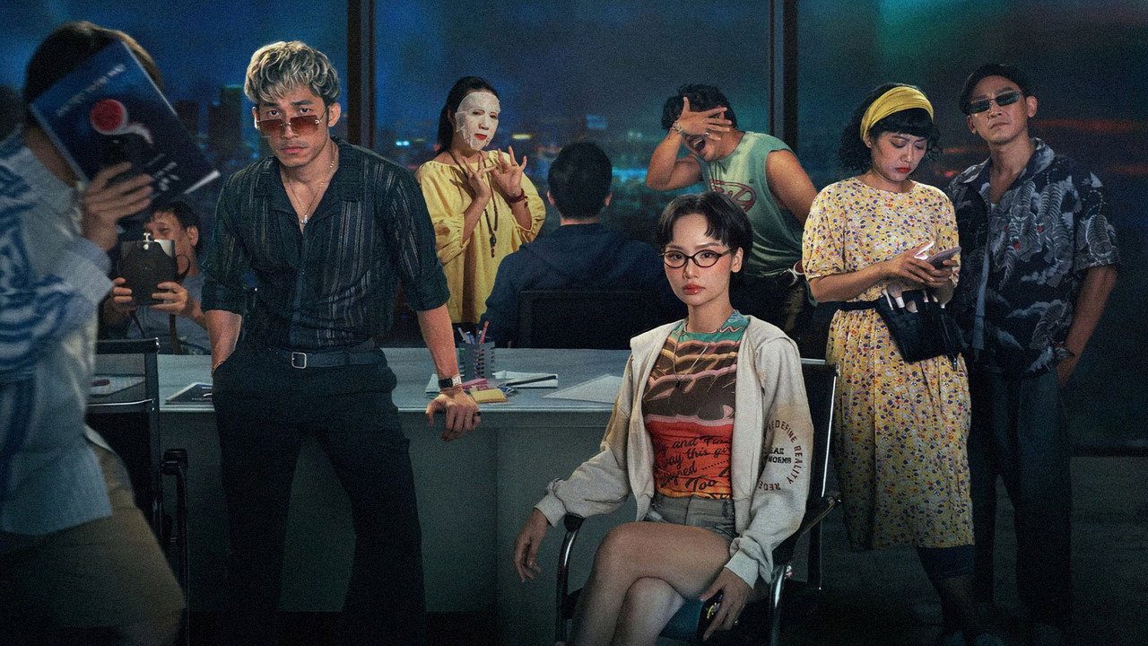 Đại Tiệc Trăng Máu 8 backdrop