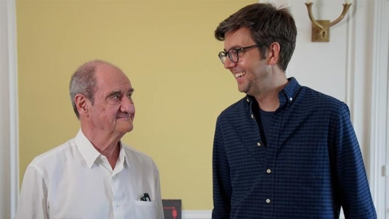 Pierre & Lescure backdrop