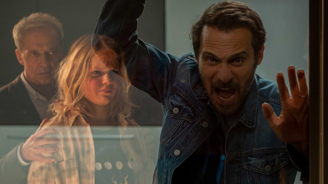 Online Justice backdrop