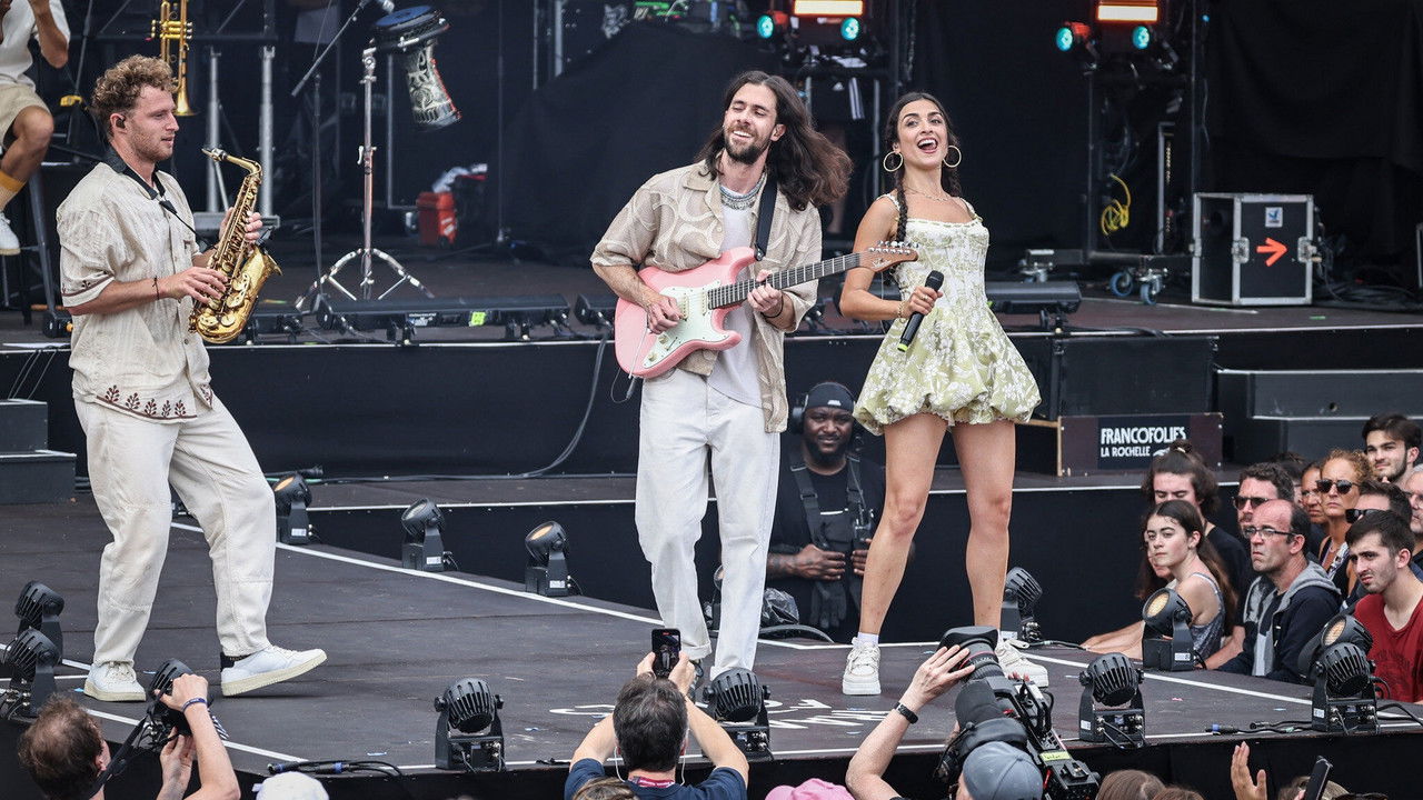 Ladaniva aux Francofolies 2024 backdrop