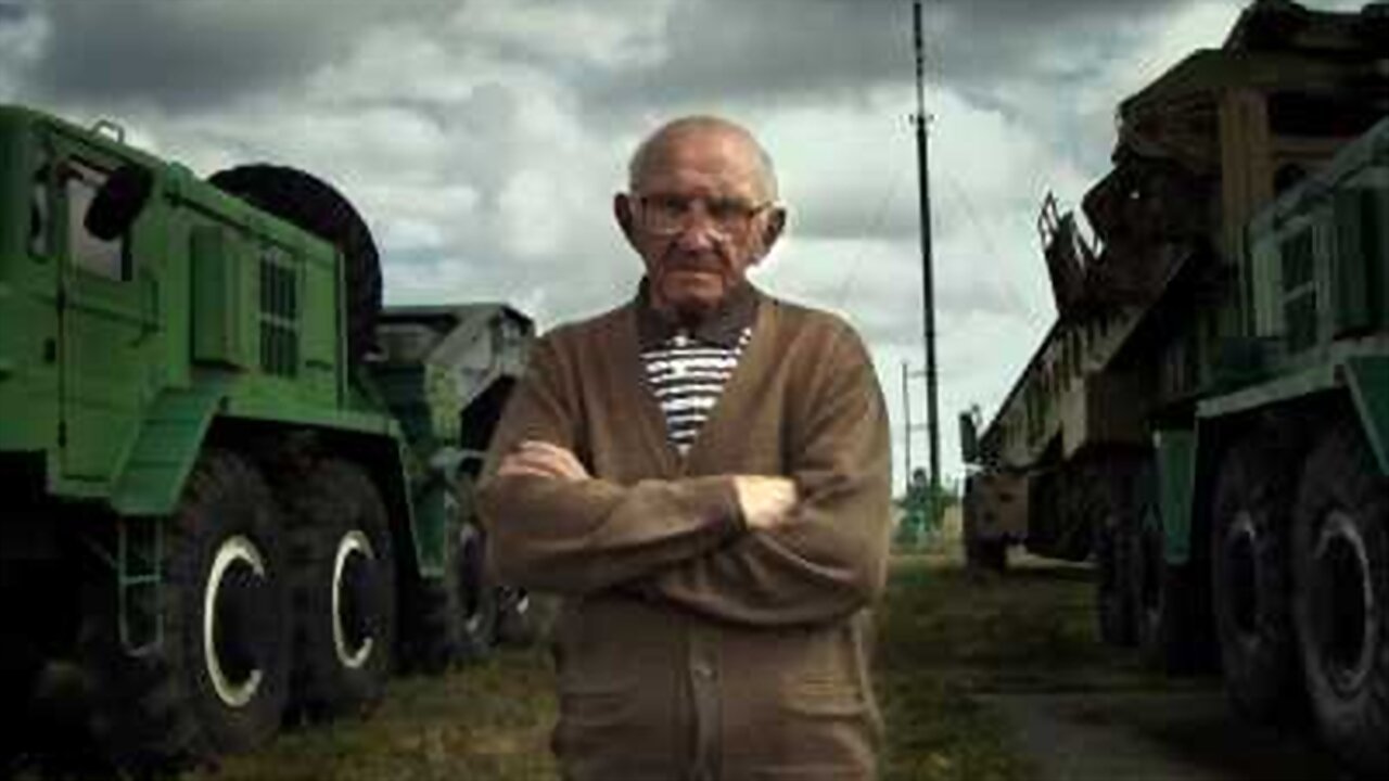 Ivan - Back to the Past backdrop