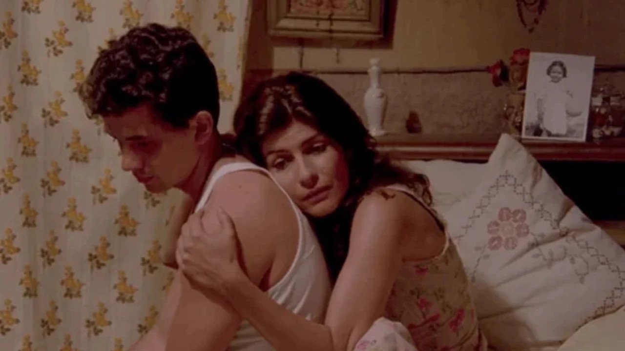 Los indolentes backdrop