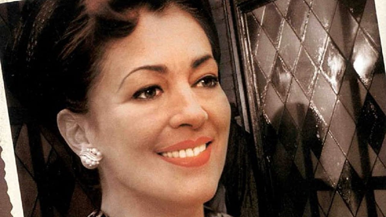 Holiday Assassins backdrop