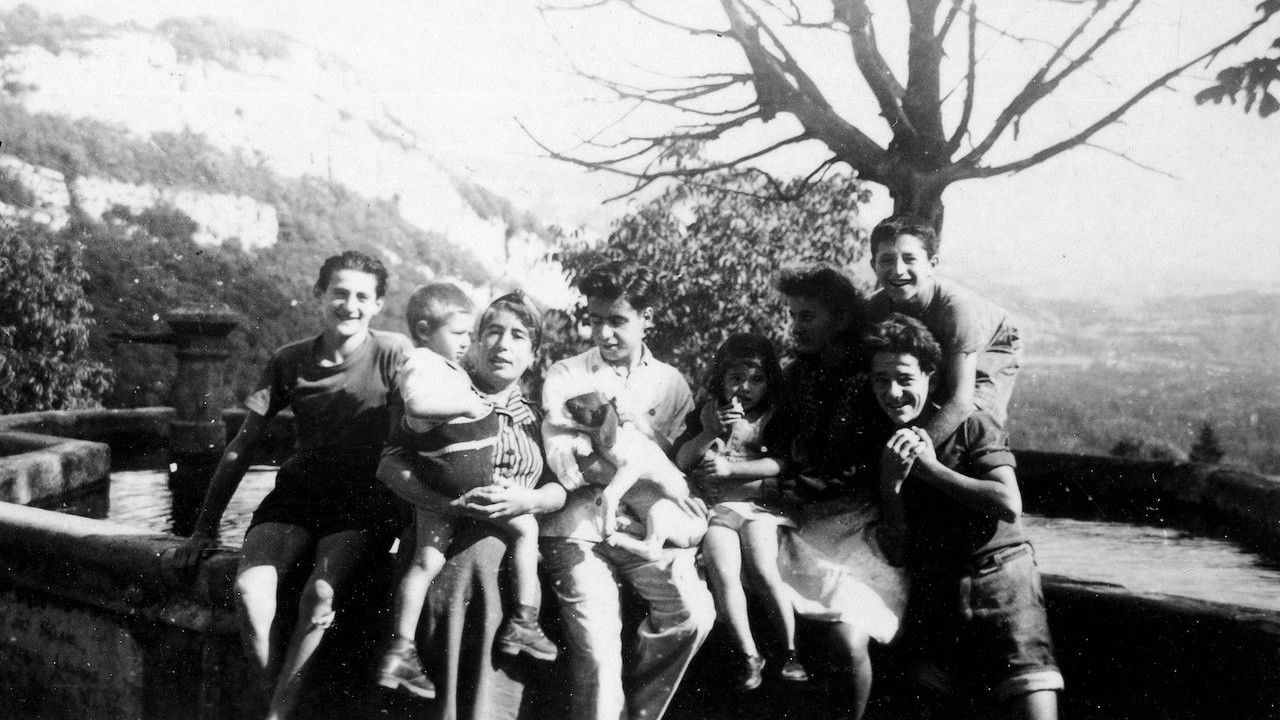 Izieu, des enfants dans la Shoah backdrop