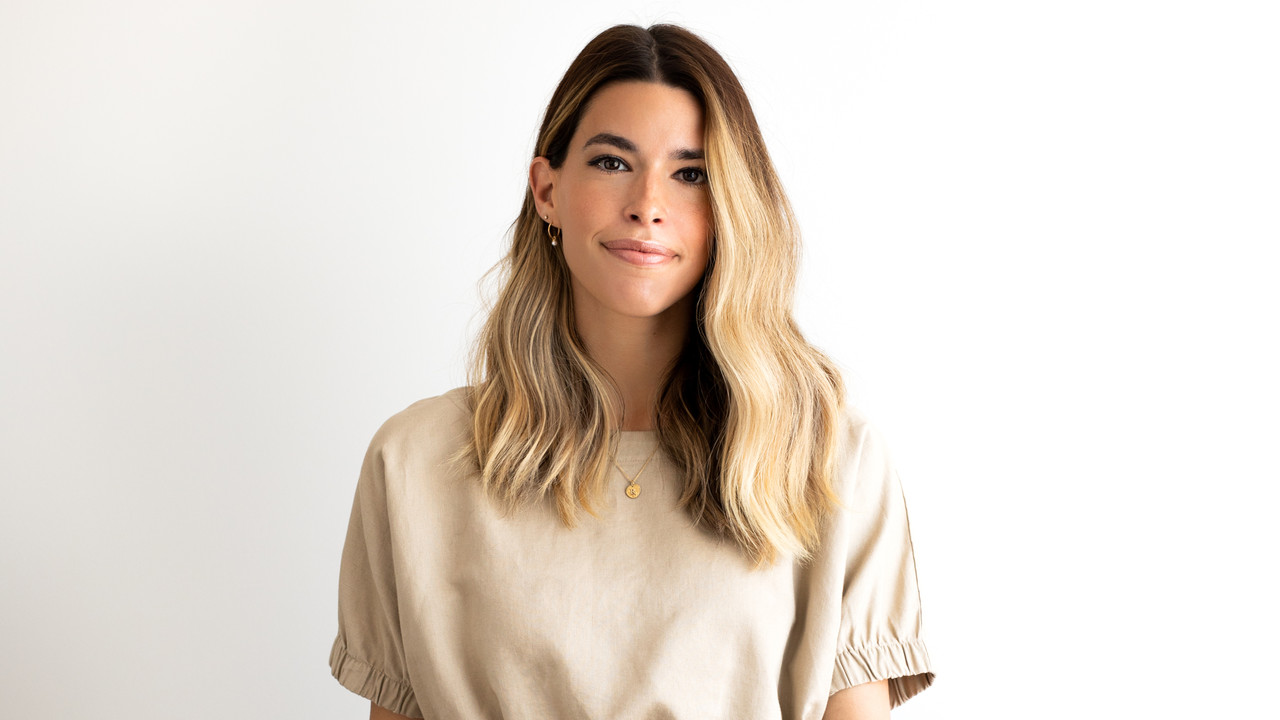 Trois fois par jour & vous backdrop