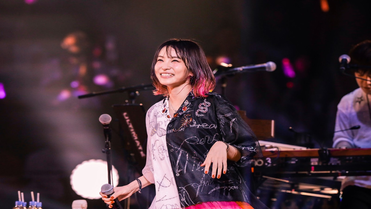 LiVE is Smile Always ～ASiA TOUR 2018～ [eN＋core] LiVE & DOCUMENT backdrop