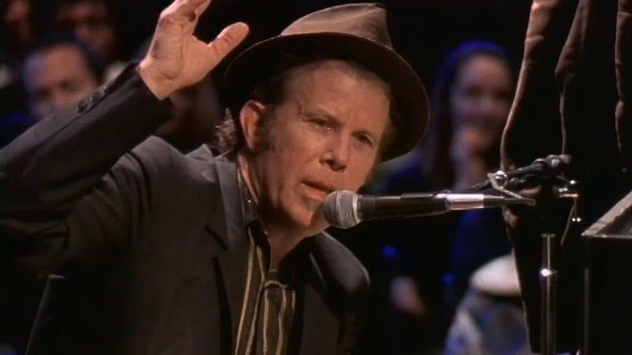 Tom Waits: VH1 Storytellers backdrop