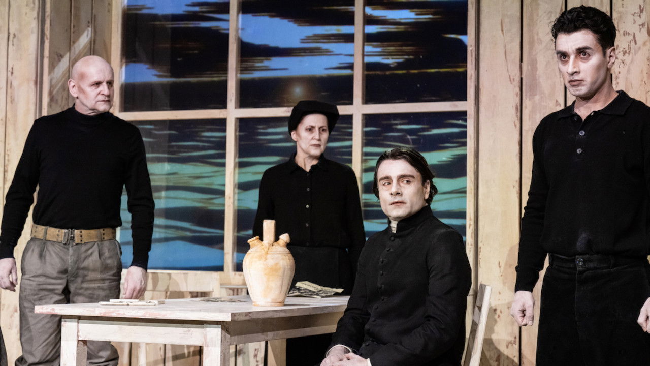 Die Gewehre der Frau Carrar / Würgendes Blei backdrop