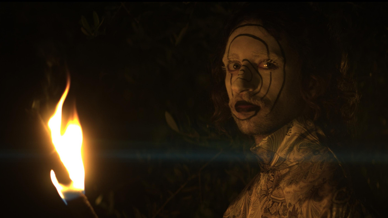 L'Homme Au Masque de Fer backdrop