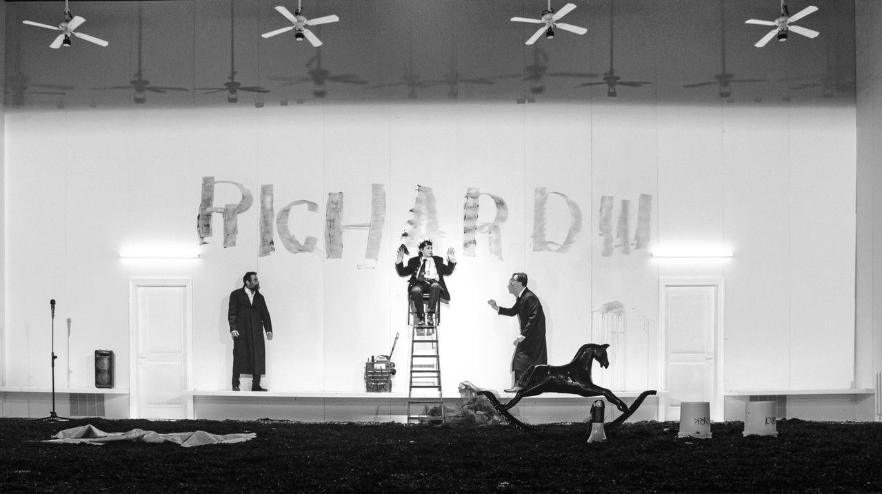 Richard III backdrop