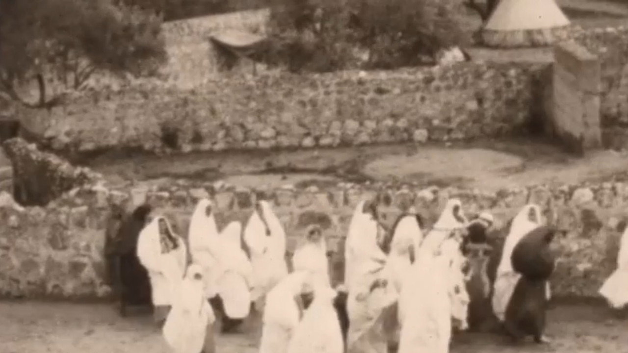 With Allenby in Palestine and Lawrence in Arabia backdrop