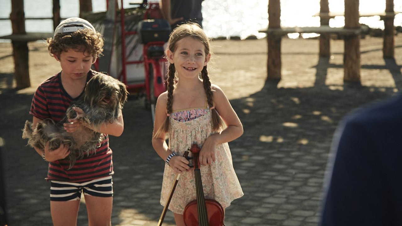 Father of Four - On the Sunny Side! backdrop