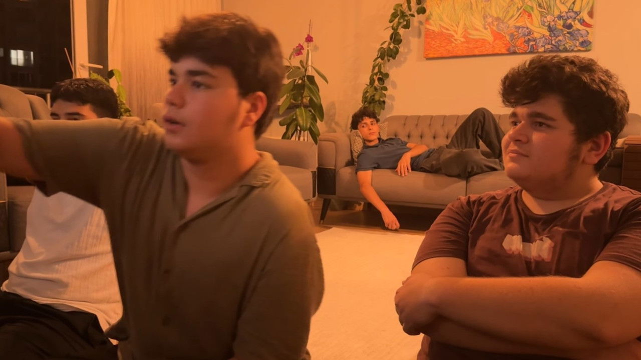 In Sack and Ashes backdrop