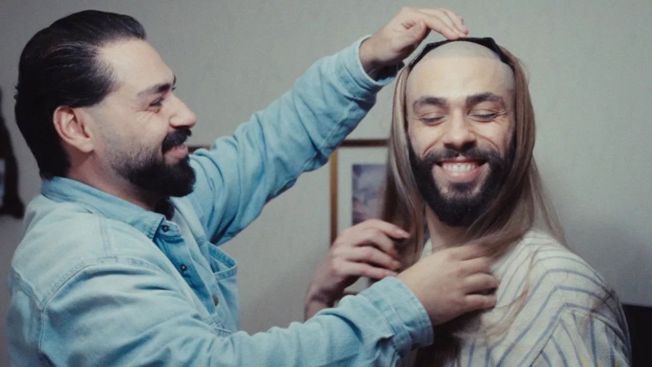 L'absent, dans le cœur de Piche backdrop