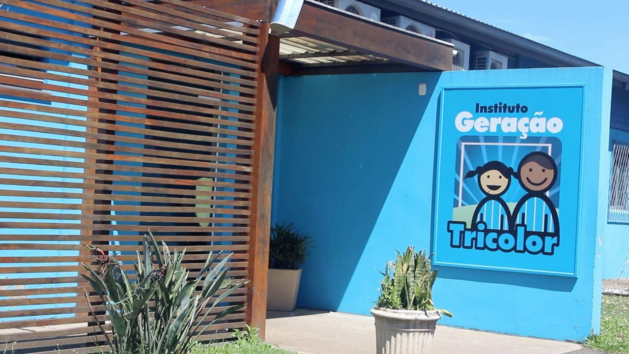 Ações Sociais no Futebol: Um olhar sobre o Instituto Geração Tricolor backdrop