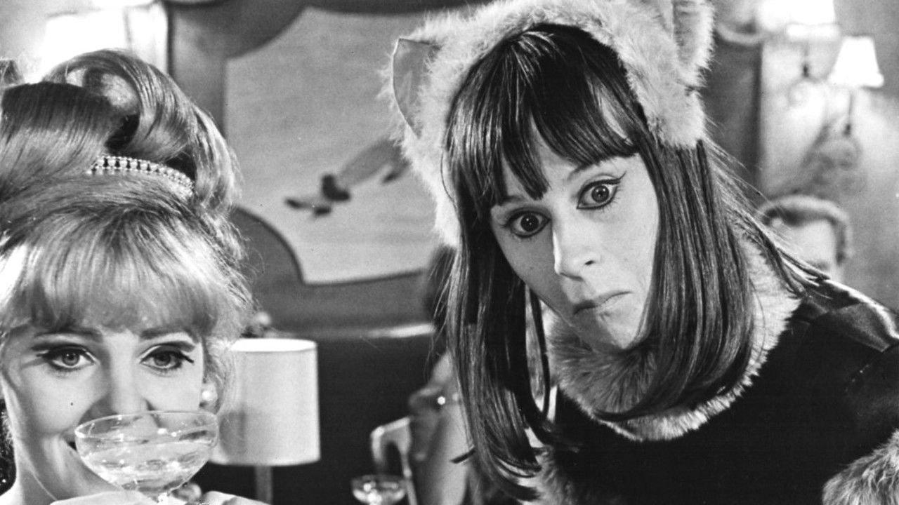 Smashing Time backdrop