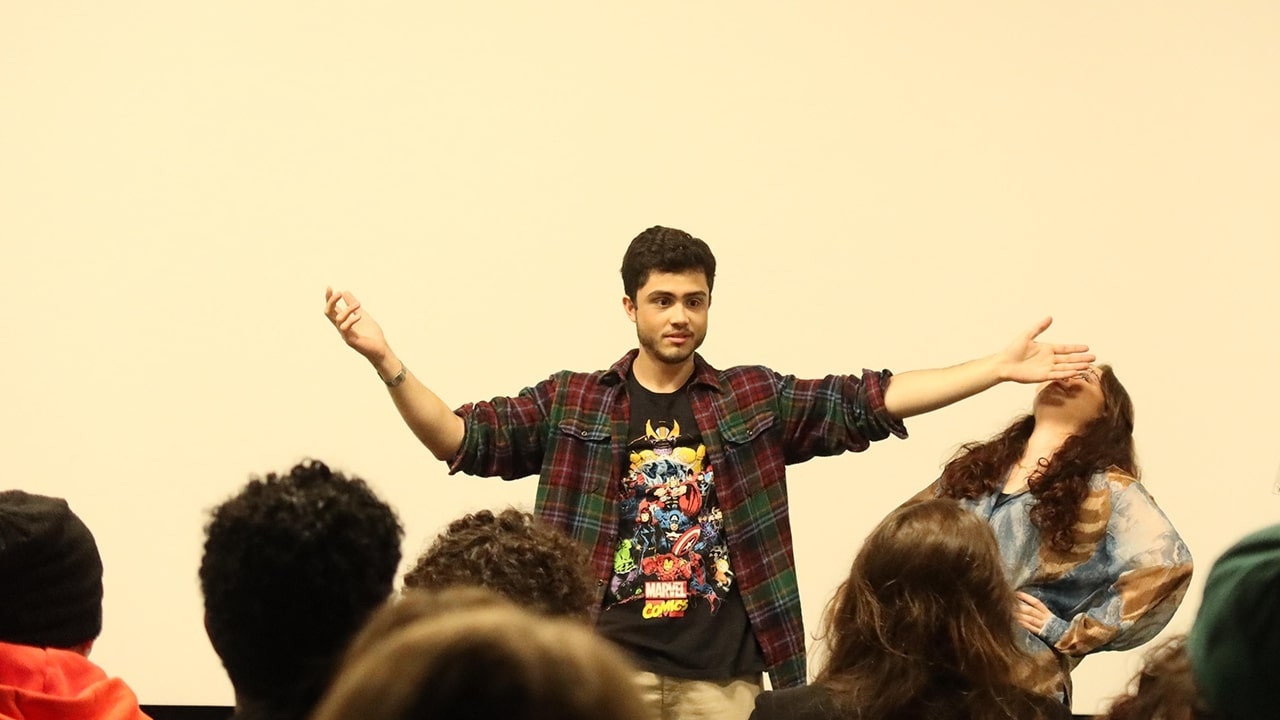 Sete no Set backdrop