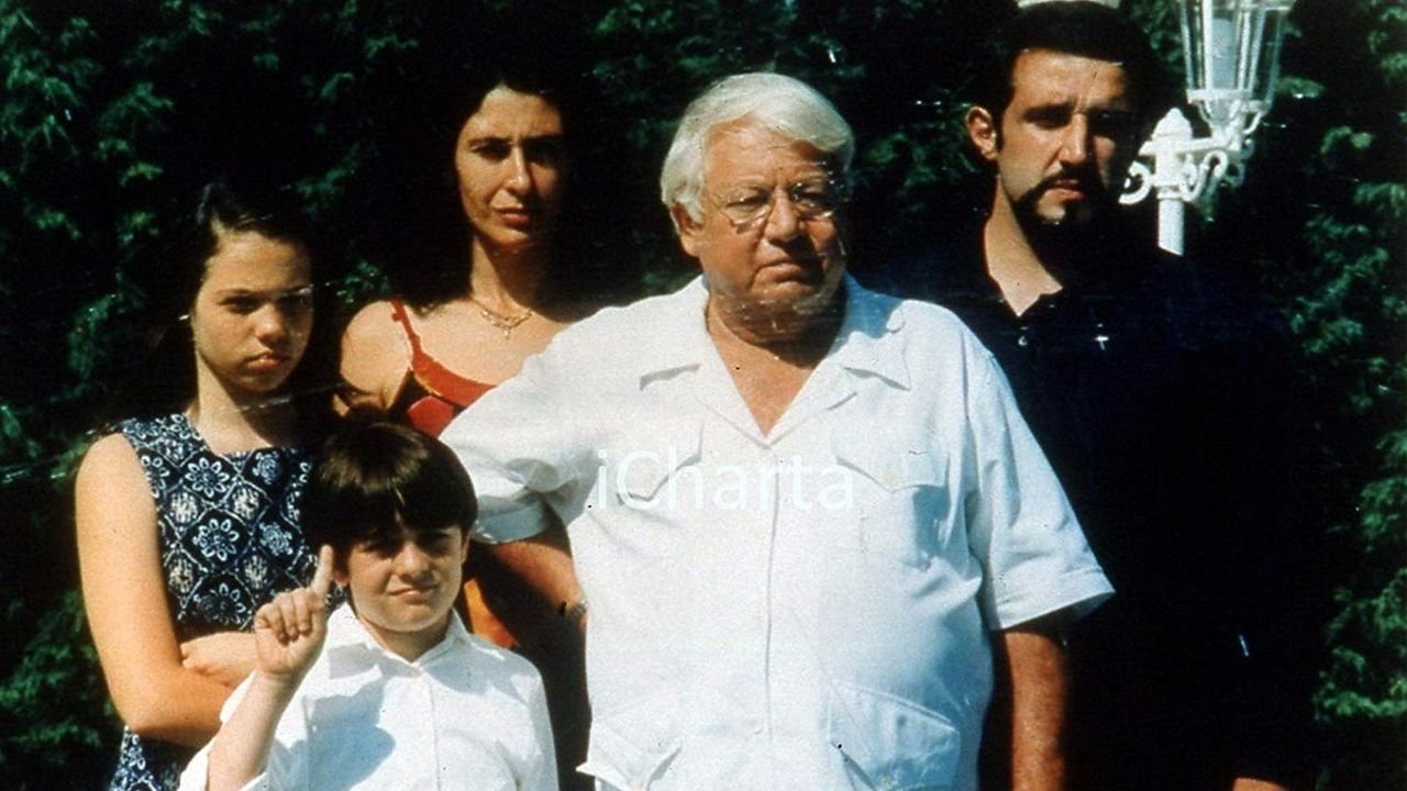 A Liar in Paradise backdrop