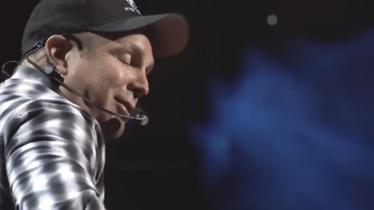 Garth Brooks: Blame It All On My Roots: Live At The Wynn backdrop