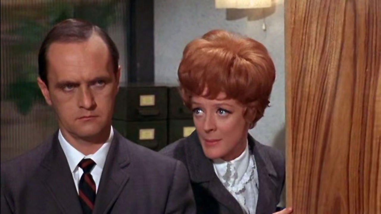 Hot Millions backdrop