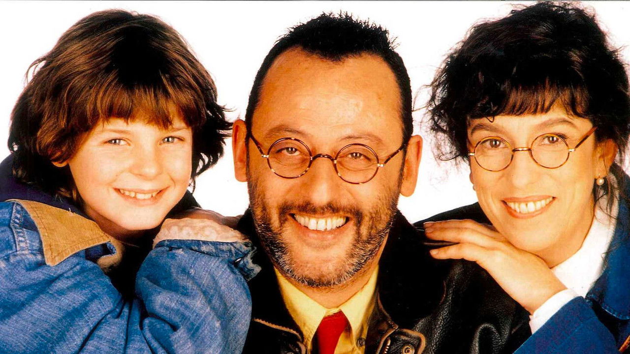 Loulou graffiti backdrop