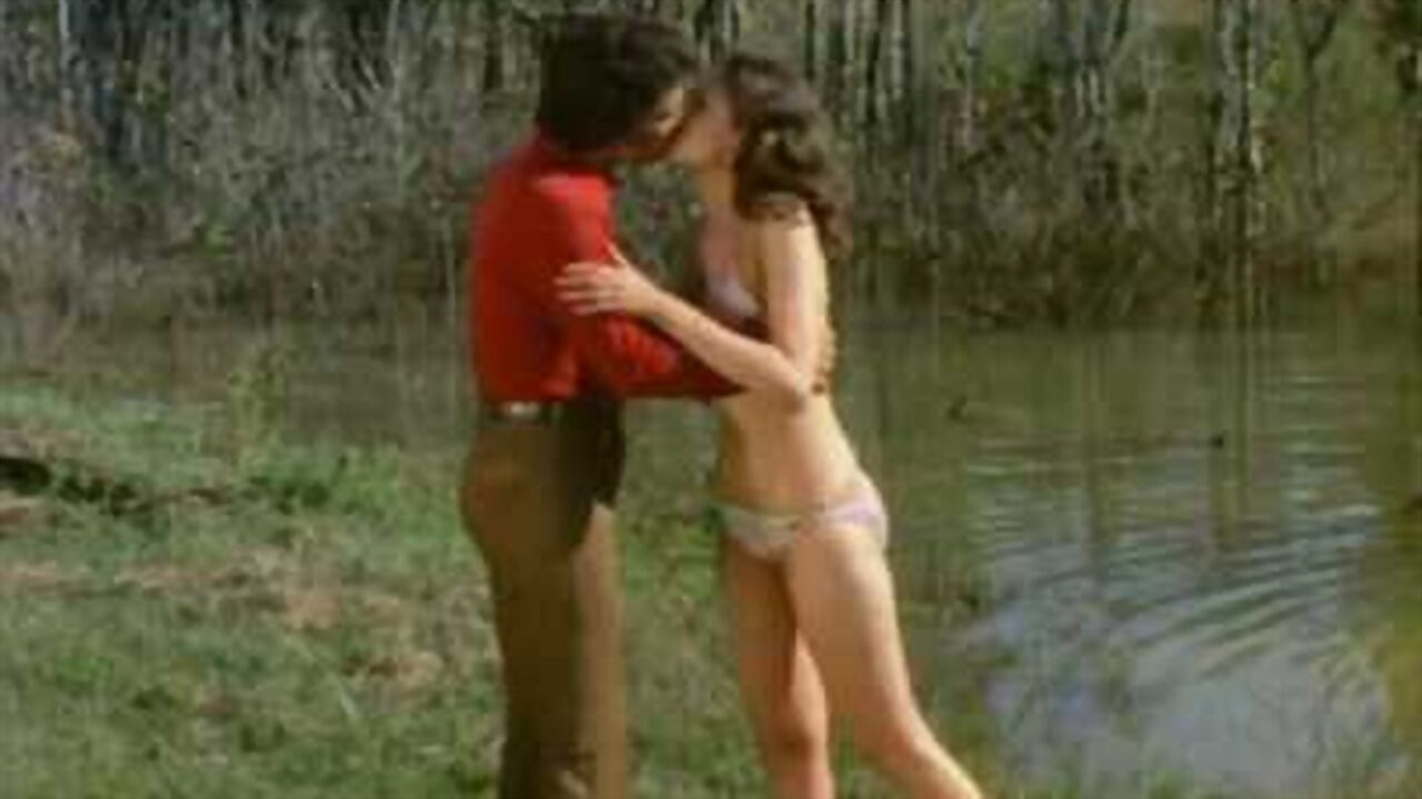 As Mulheres Sempre Querem Mais backdrop