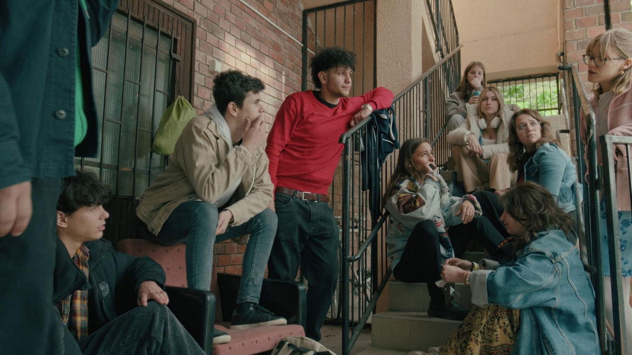 Csak ki ne derüljön! backdrop