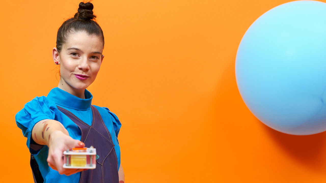 Oda Omvendt backdrop