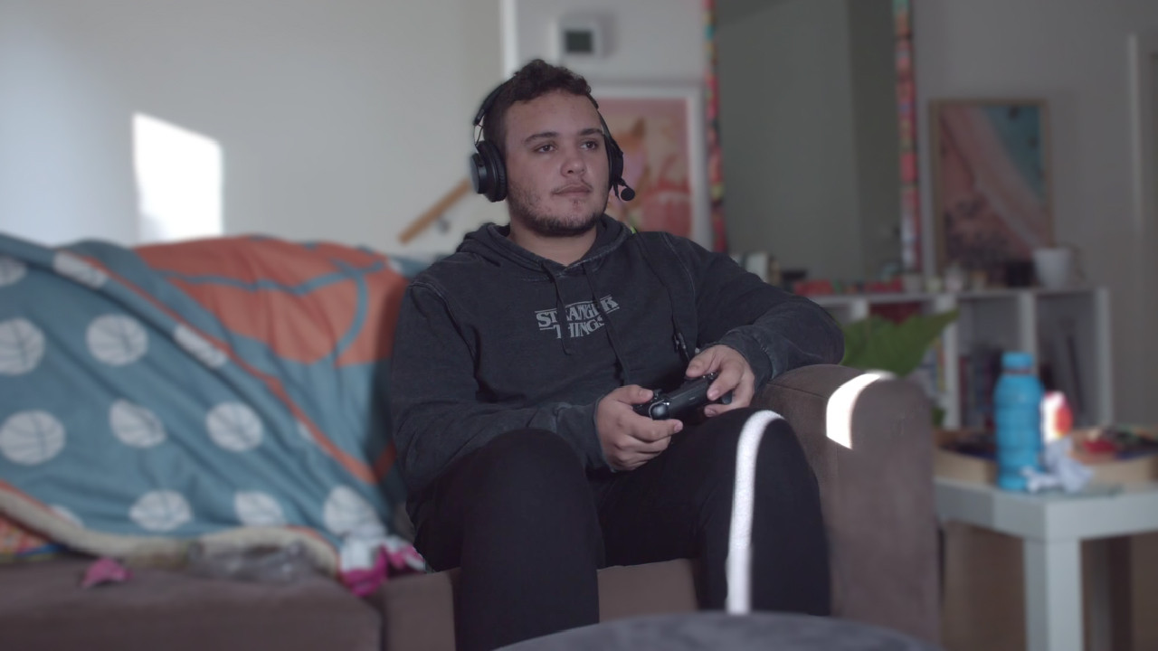 Pull The Plug backdrop