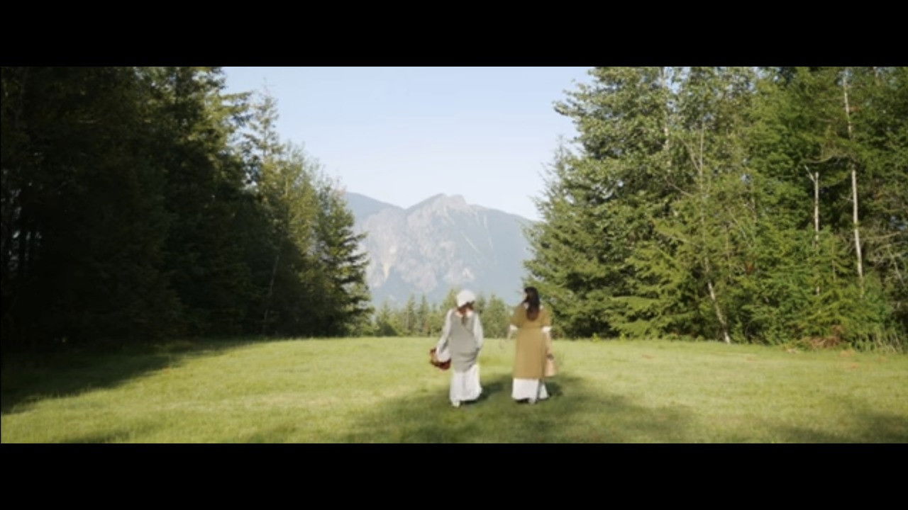 He's Not Pretty backdrop