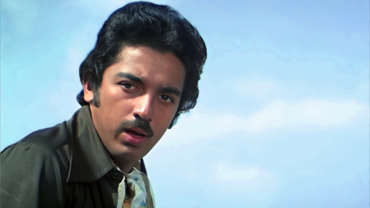 Naanum Oru Thozhilali backdrop