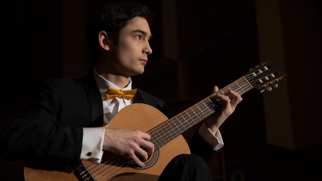 C Sharp and D Suspended backdrop