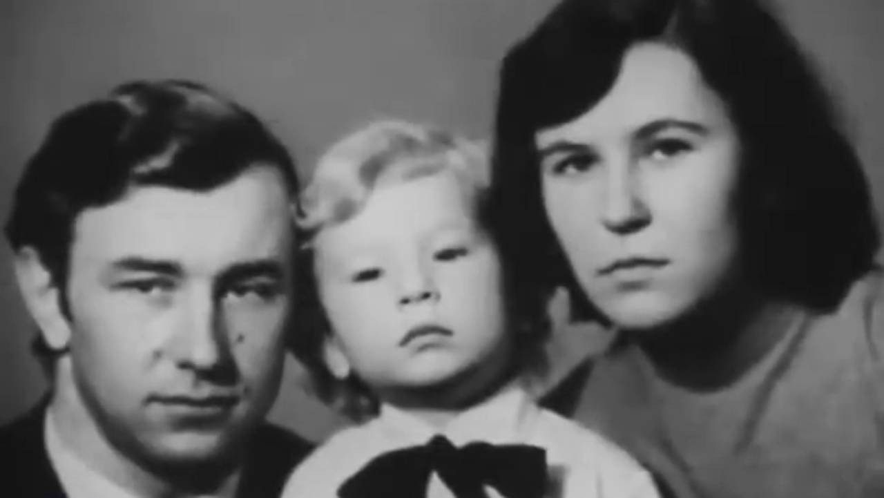 Deniska-Denis backdrop