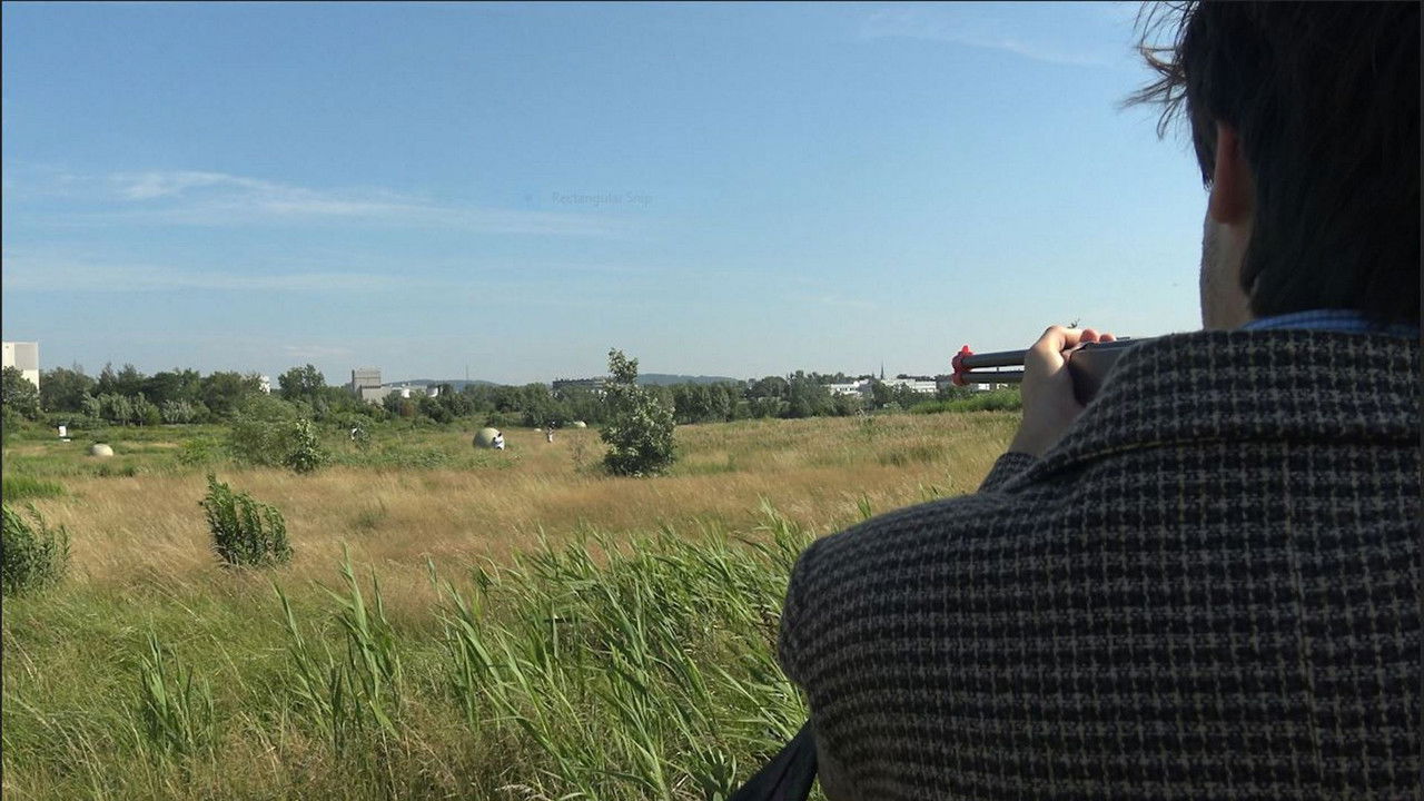 Juillet ou (Comment tuer du temps précieux) backdrop