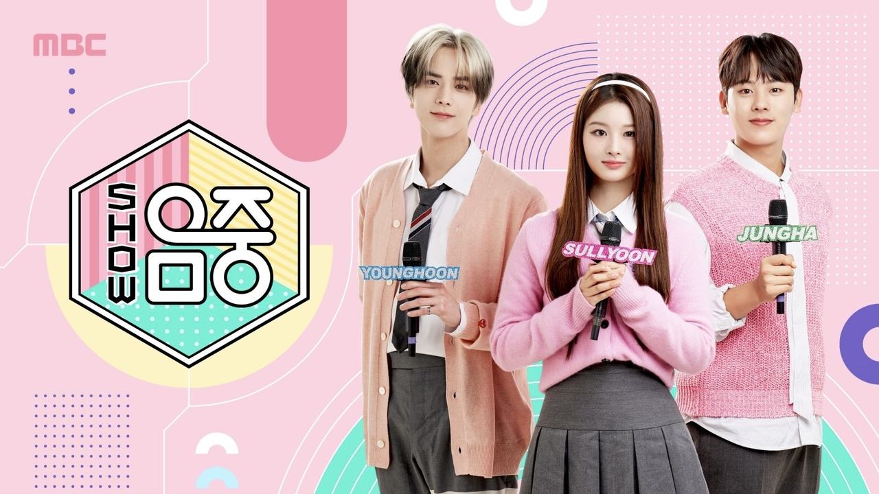 Show! Music Core backdrop