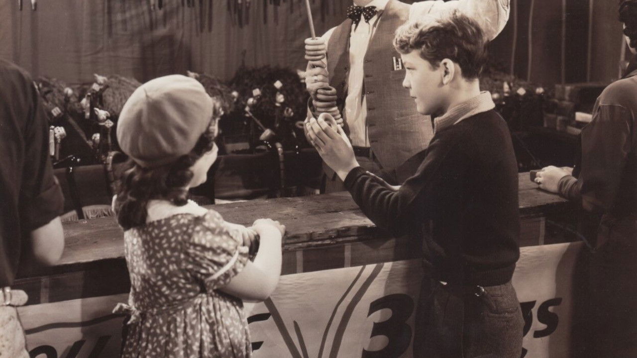 Off to the Races backdrop