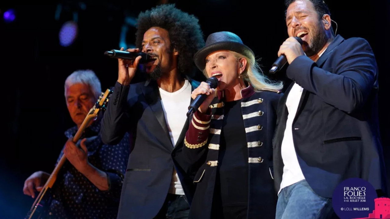 Véronique Sanson aux Francofolies de la Rochelle backdrop