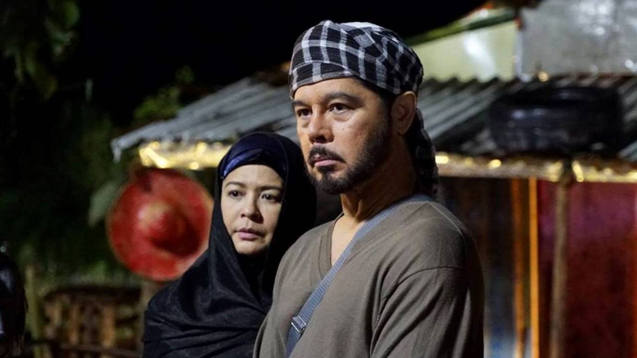 Across The Crescent Moon backdrop