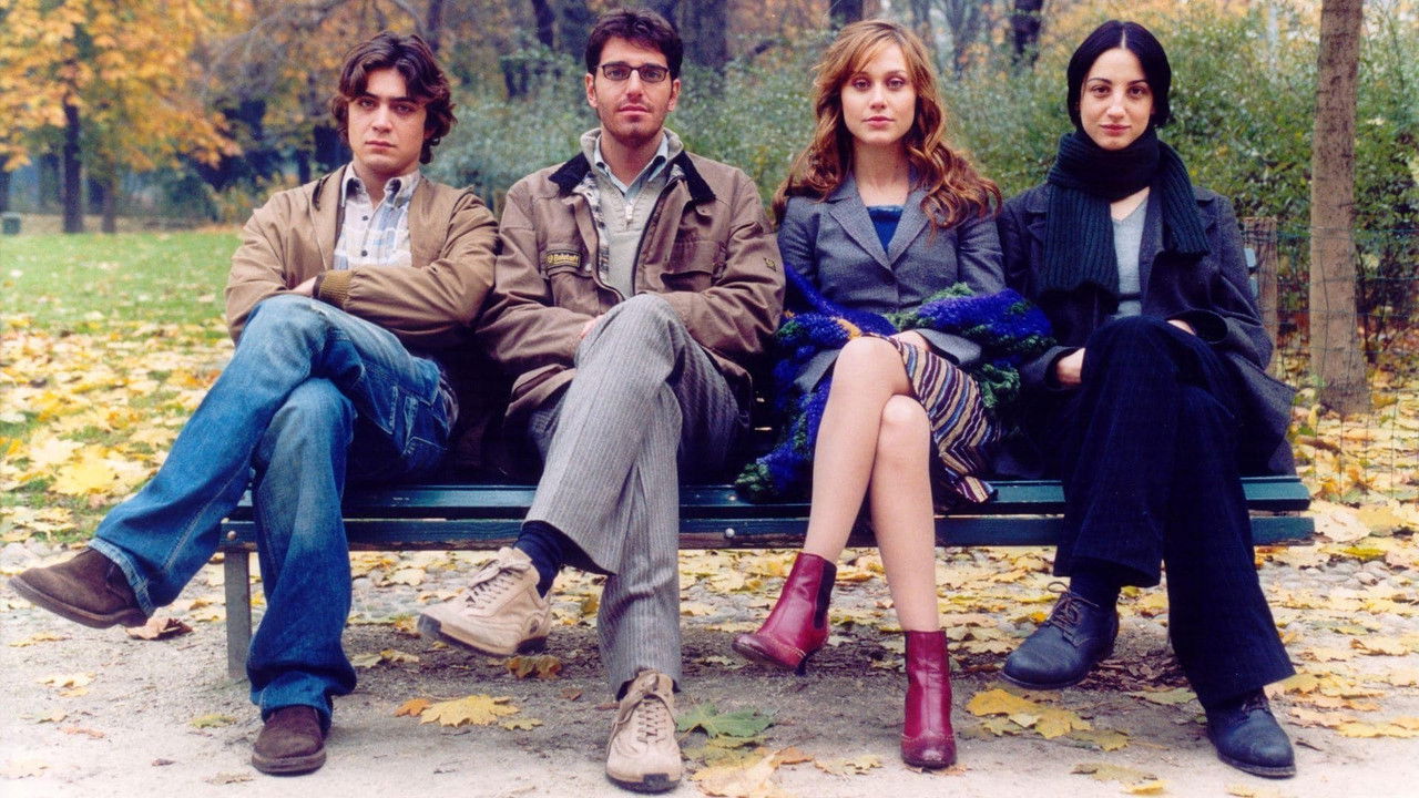 L'uomo perfetto backdrop