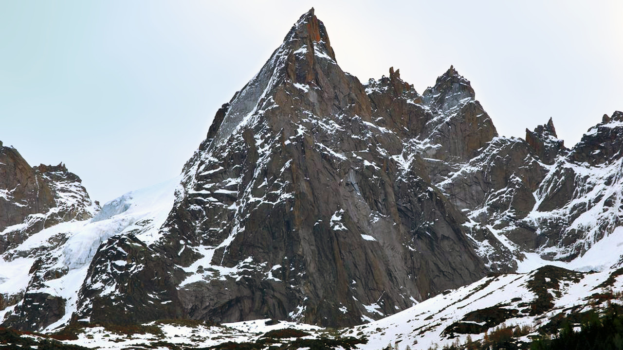 Voyage En Face Sud backdrop