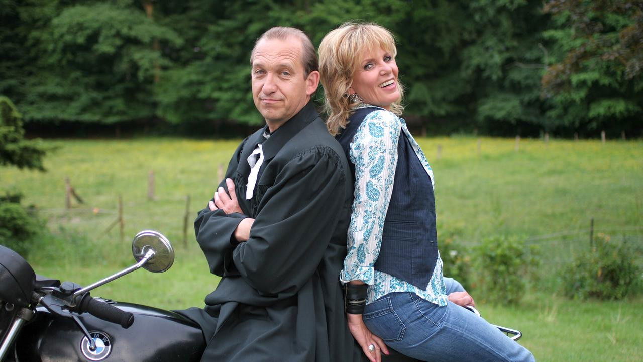 Butter bei die Fische backdrop