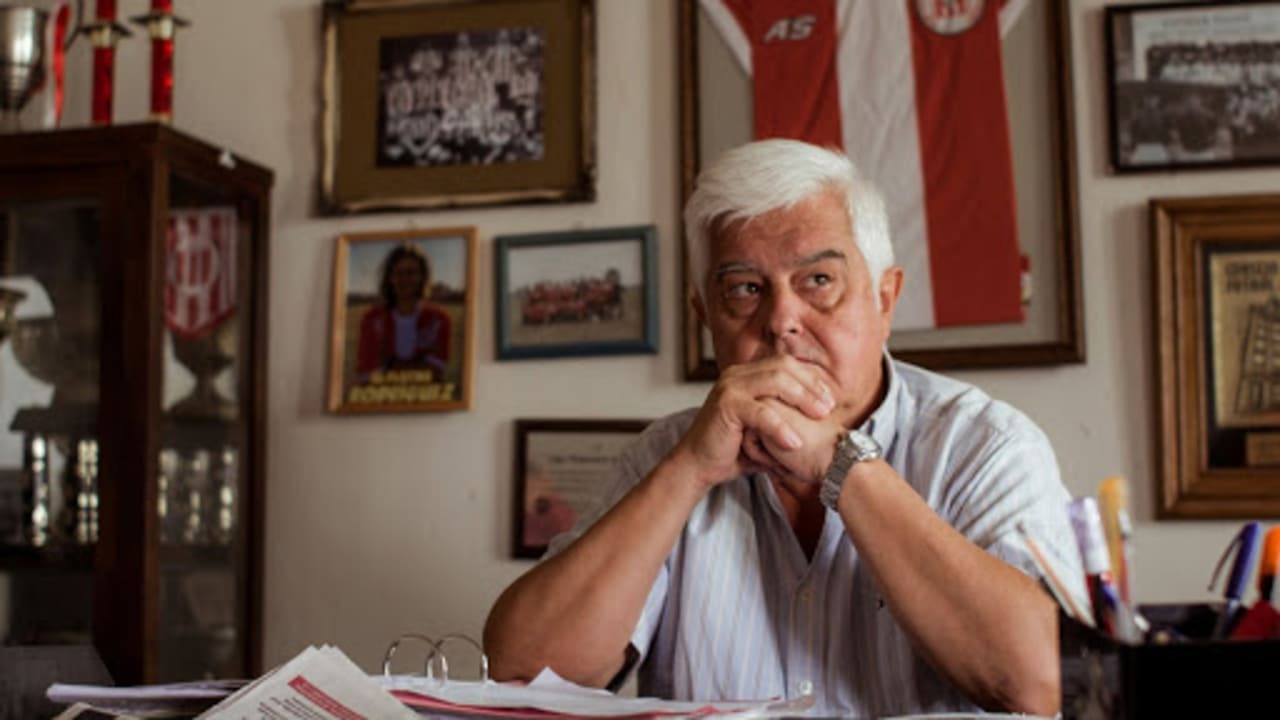 Área chica, infierno grande backdrop