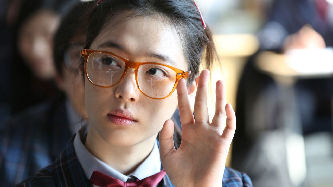 Fashion King backdrop