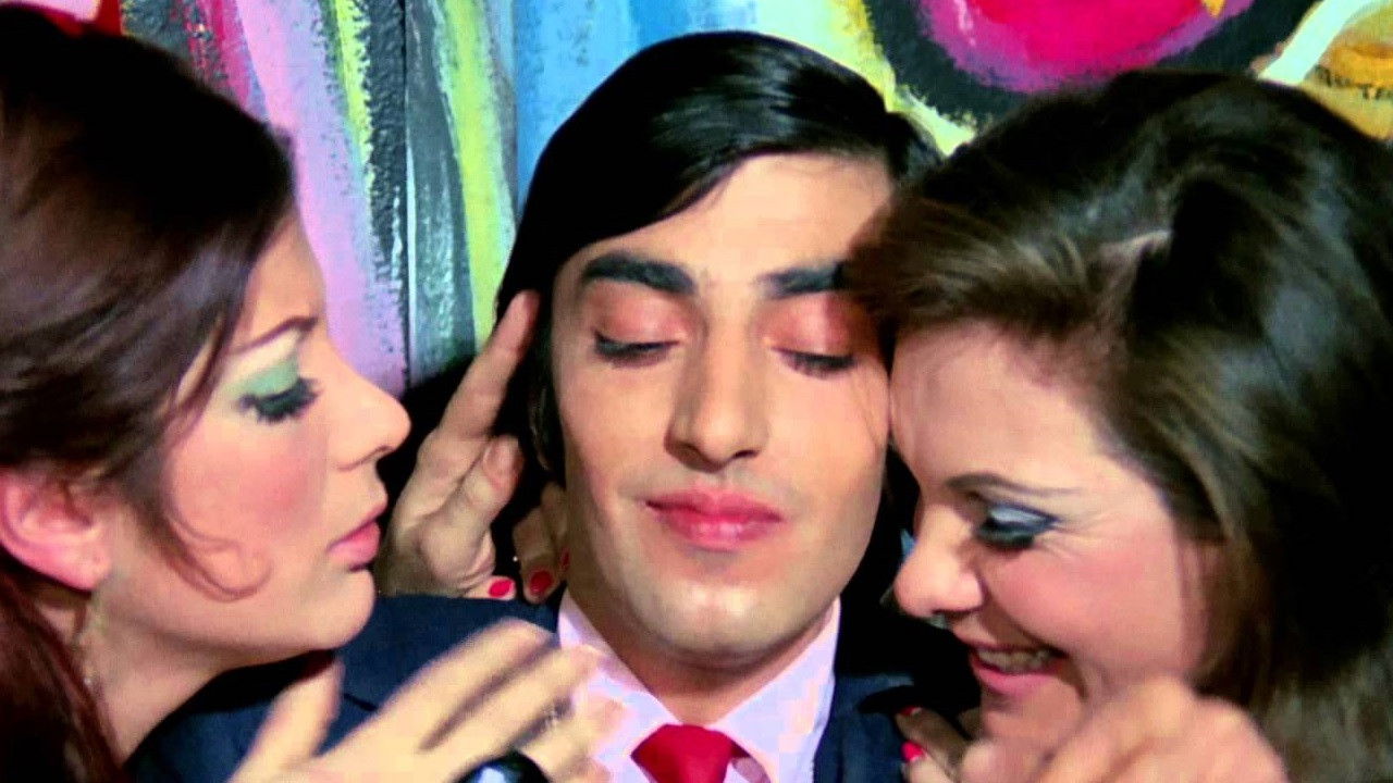 ¡Arriba juventud! backdrop