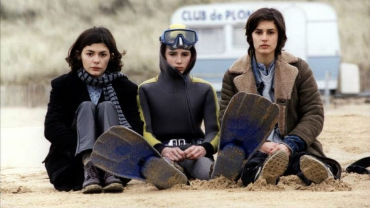 Pretty Devils backdrop